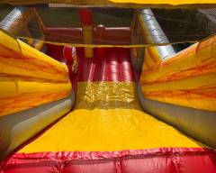 Rutsche Hüpfburg Mieten